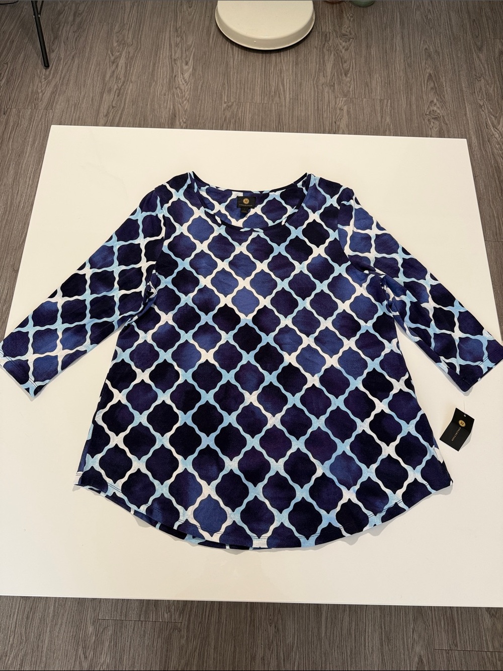 JM Collection Navy and Light Blue Geometric 3/4 Sleeve Tunic Sz L